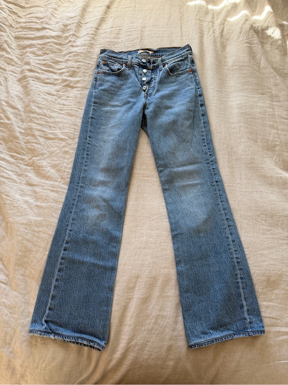 Levi's Women's Light Blue Straight-Leg Jeans